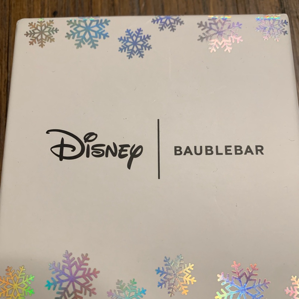 🎄Disney BaubleBar Chip and Dale Earrings - Picture 3 of 4